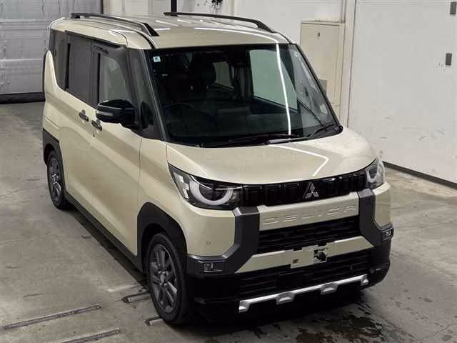 MITSUBISHI DELICA MINI