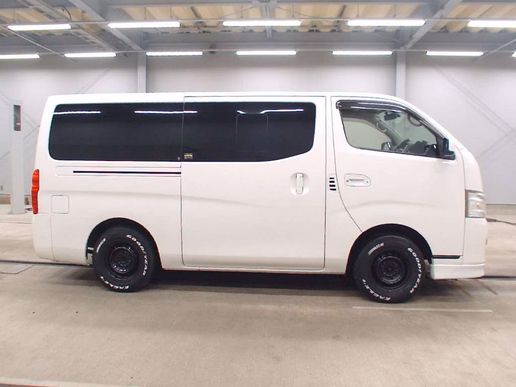 NISSAN NV350 CARAVAN