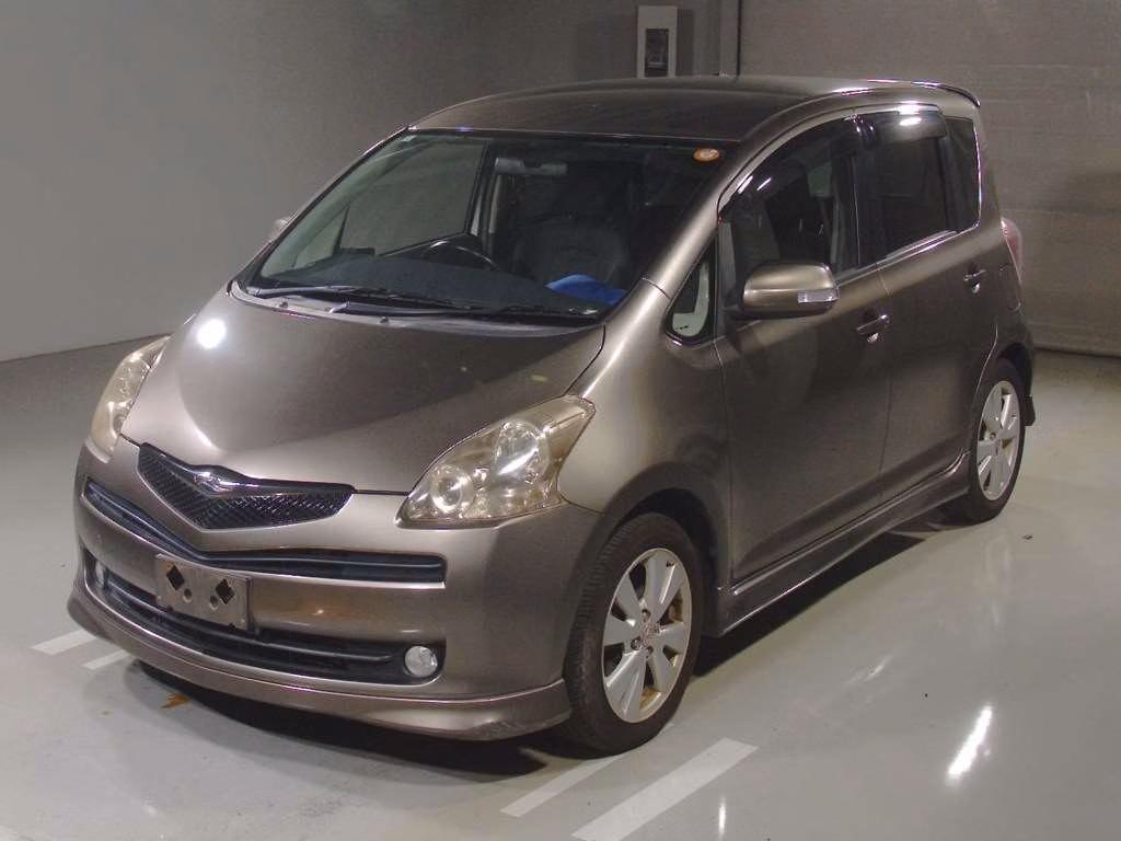 TOYOTA RACTIS