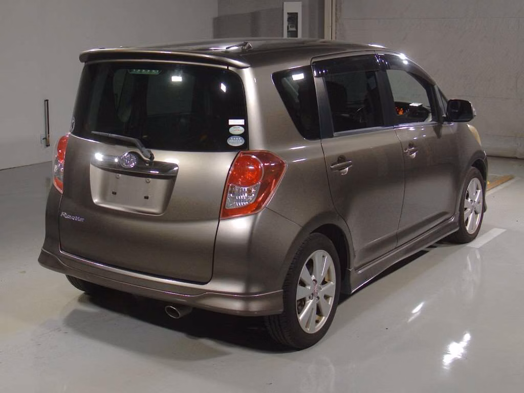 TOYOTA RACTIS