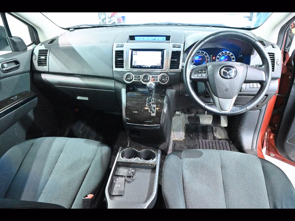 MAZDA MPV