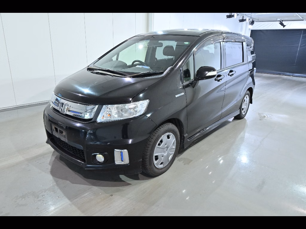 HONDA FREED SPIKE