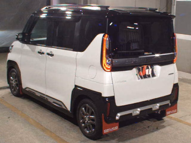 MITSUBISHI DELICA MINI
