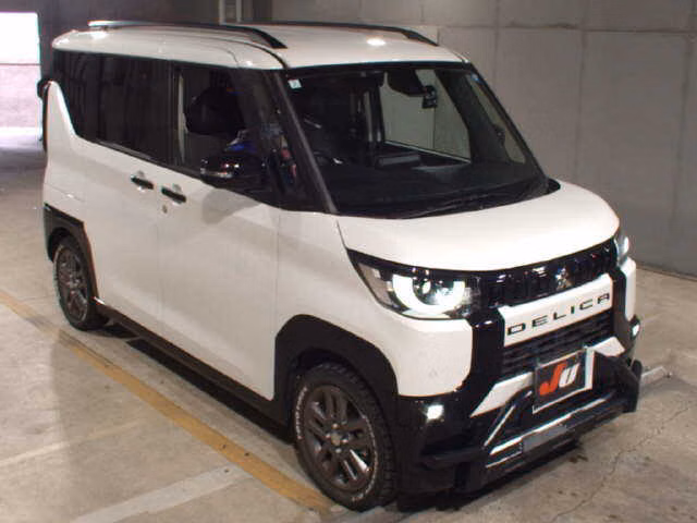 MITSUBISHI DELICA MINI