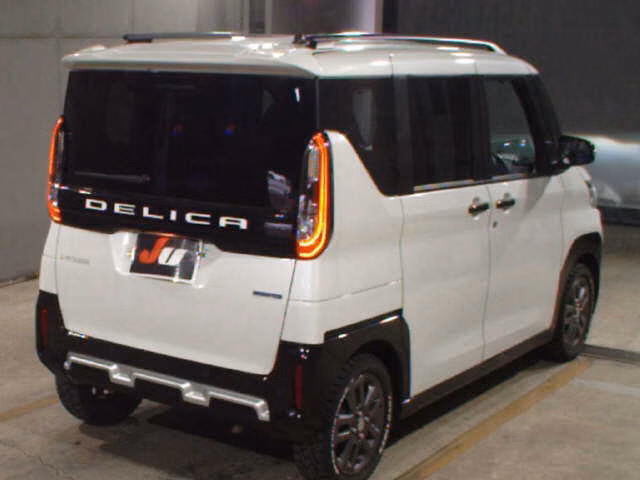 MITSUBISHI DELICA MINI
