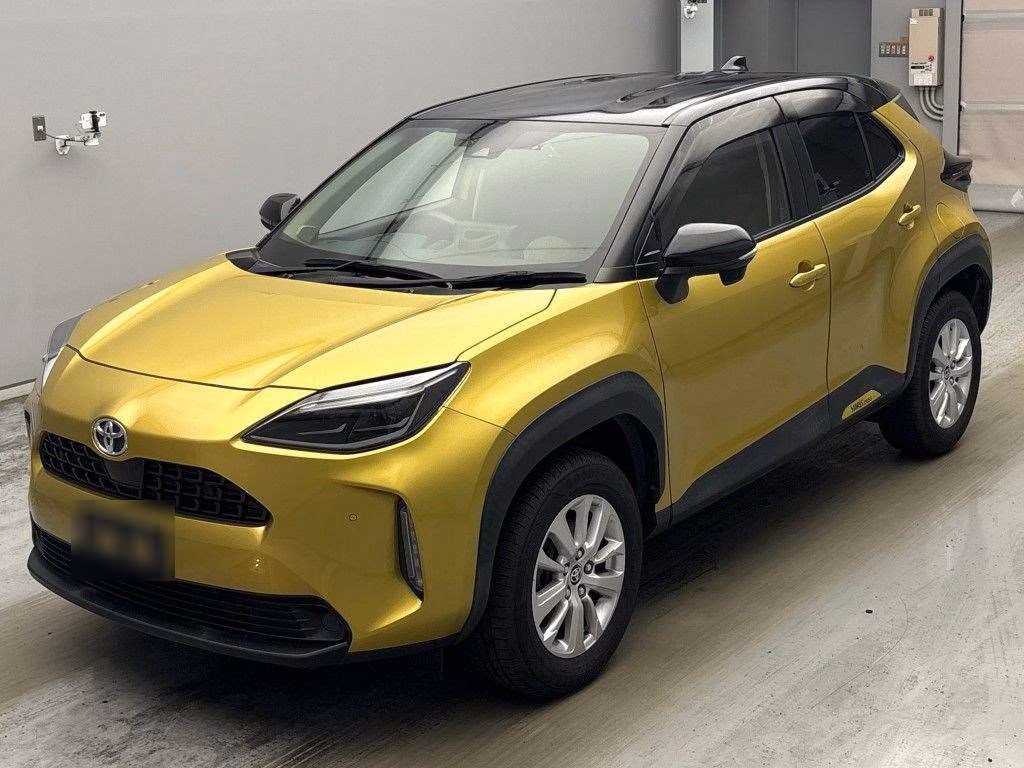 TOYOTA YARIS CROSS
