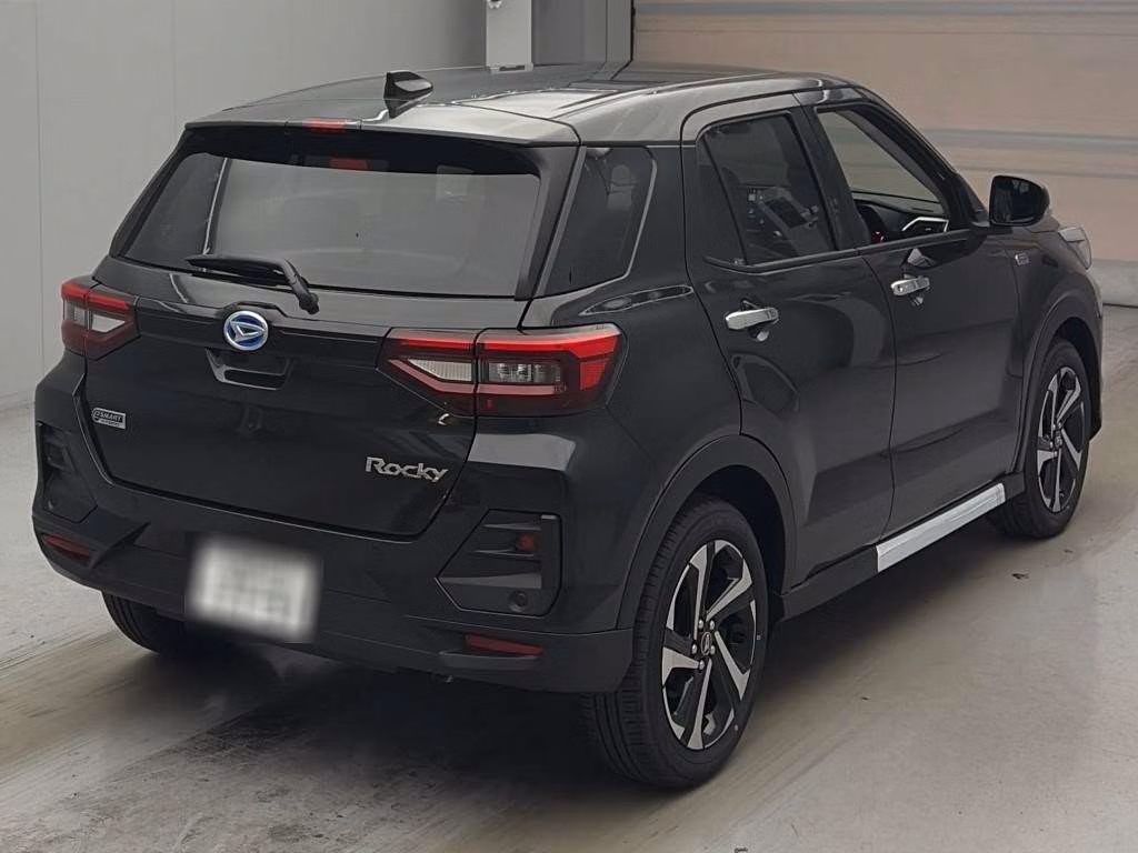 DAIHATSU ROCKY