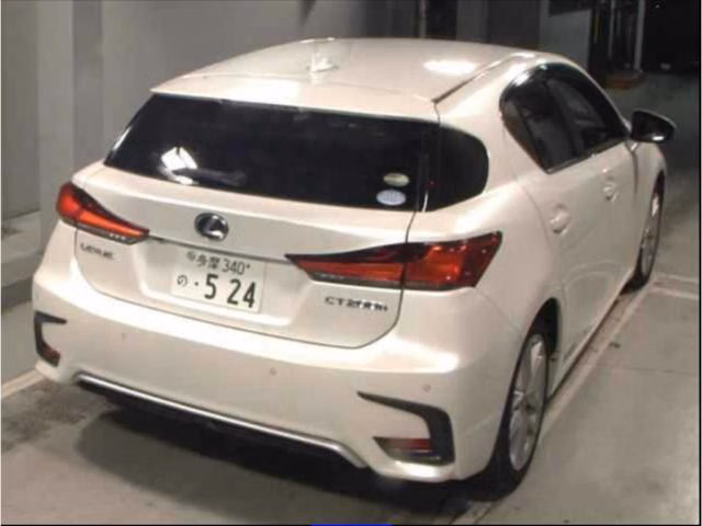 Lexus CT200h