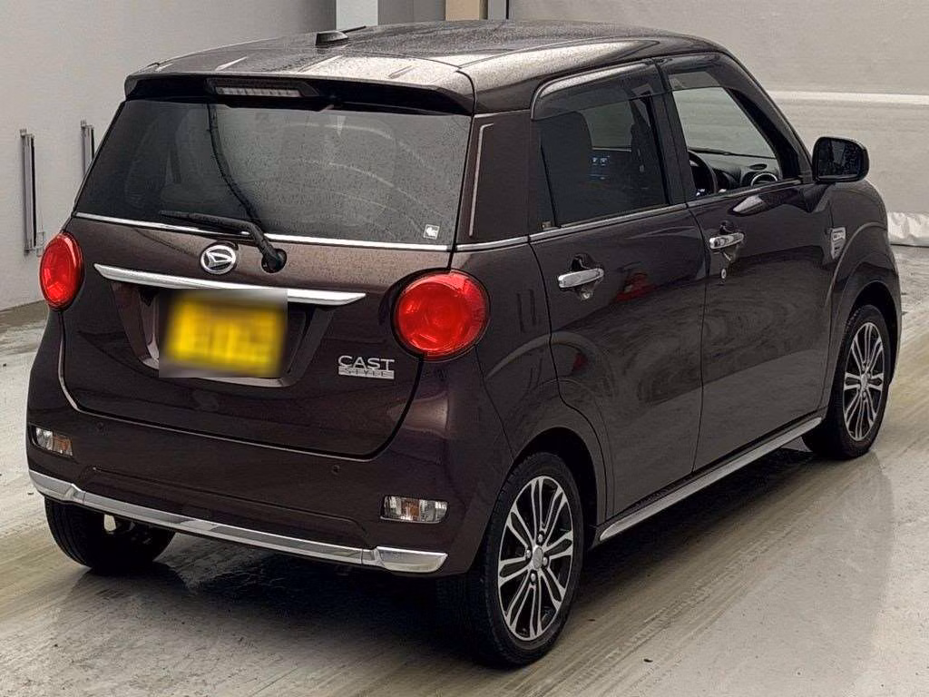 DAIHATSU CAST