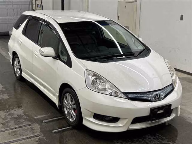 HONDA FIT SHUTTLE