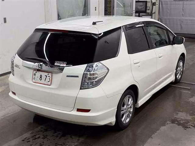HONDA FIT SHUTTLE