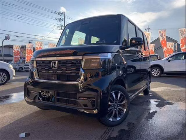 HONDA N-BOX