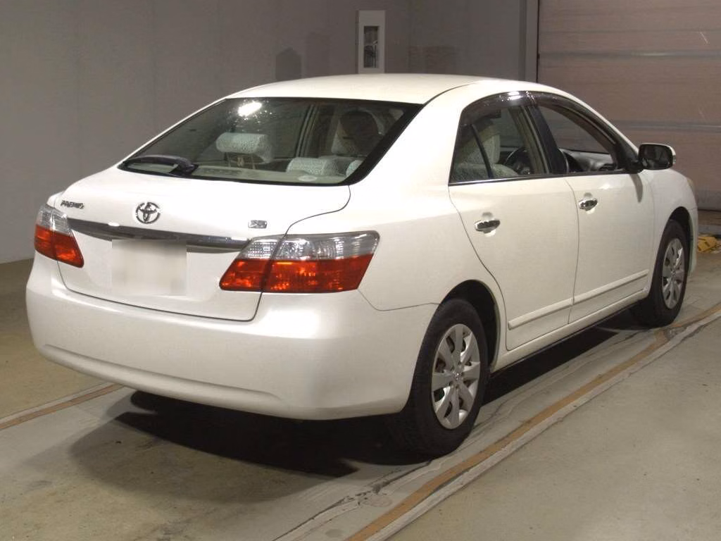 TOYOTA PREMIO