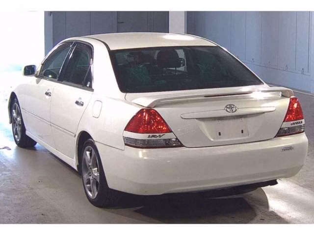 TOYOTA MARK II