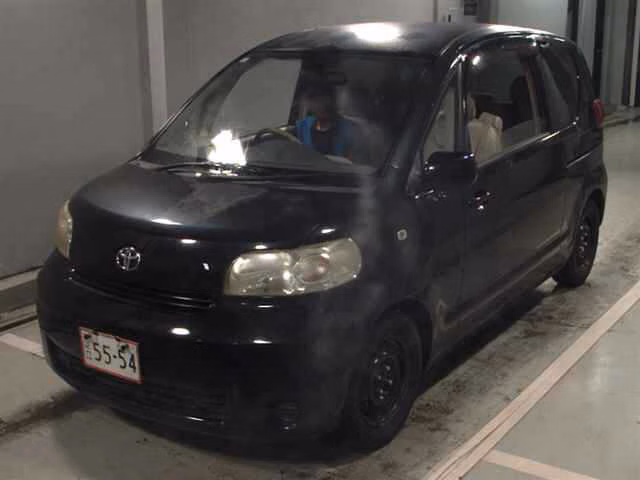 TOYOTA PORTE