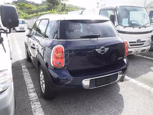 MINI CROSSOVER