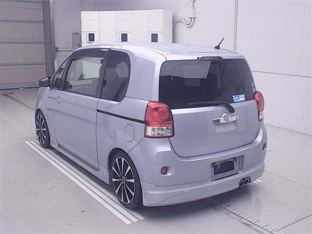 TOYOTA PORTE