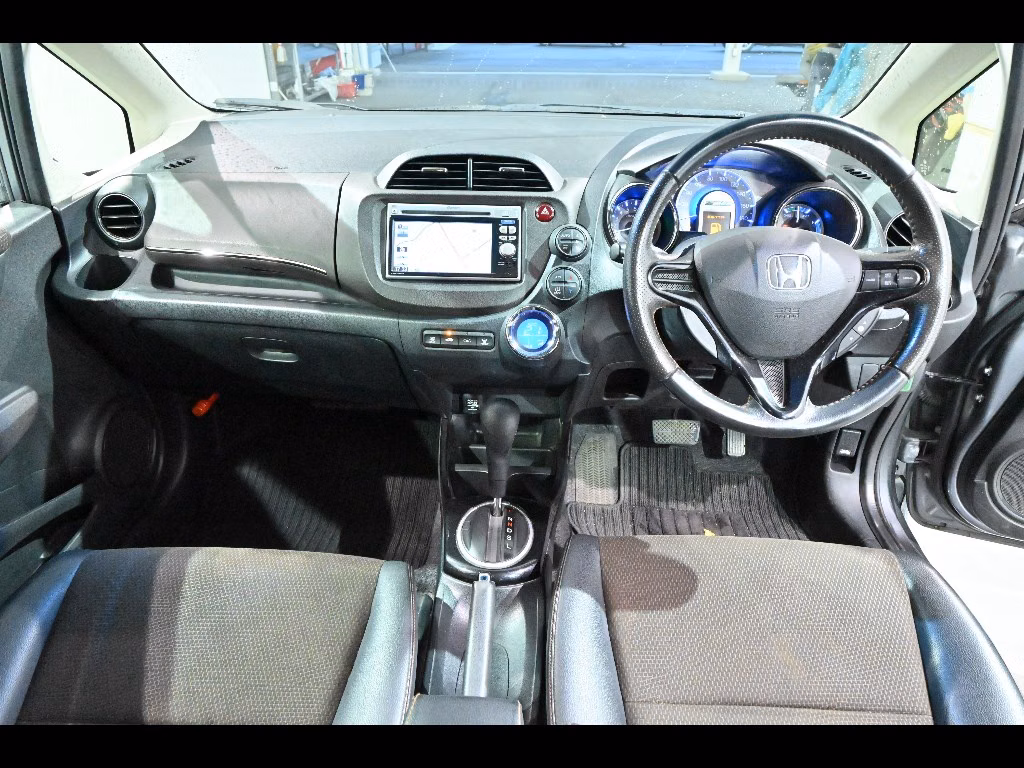 HONDA FIT SHUTTLE