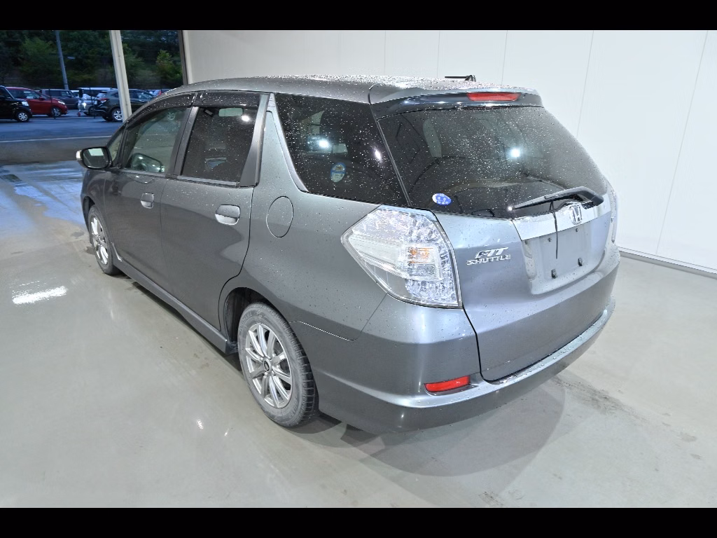 HONDA FIT SHUTTLE