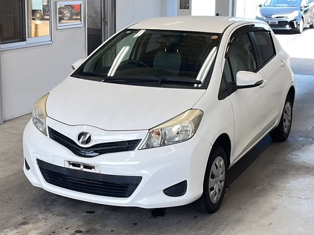 TOYOTA VITZ