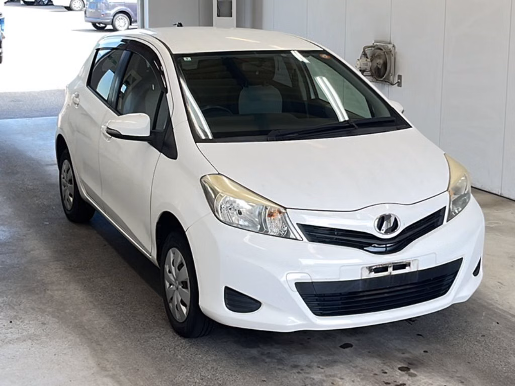 TOYOTA VITZ