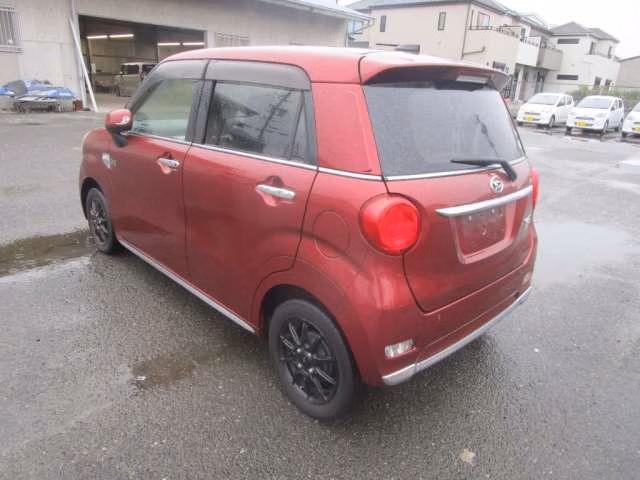 DAIHATSU CAST