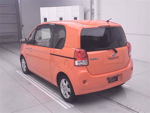 TOYOTA PORTE