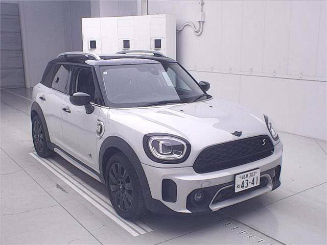 MINI CROSSOVER