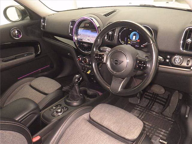 MINI CROSSOVER