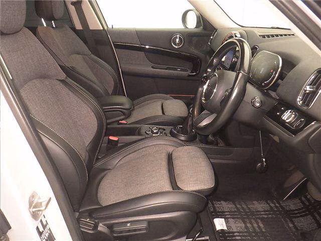 MINI CROSSOVER
