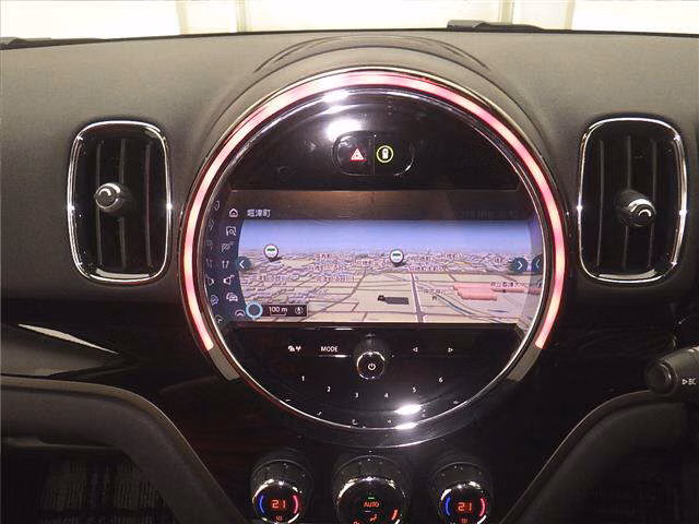 MINI CROSSOVER