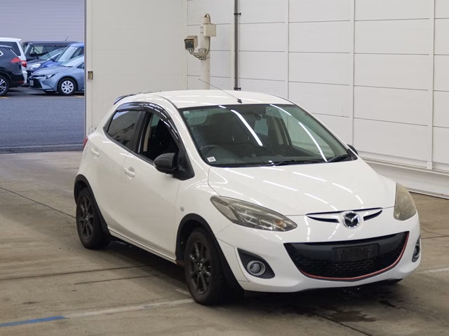 MAZDA DEMIO