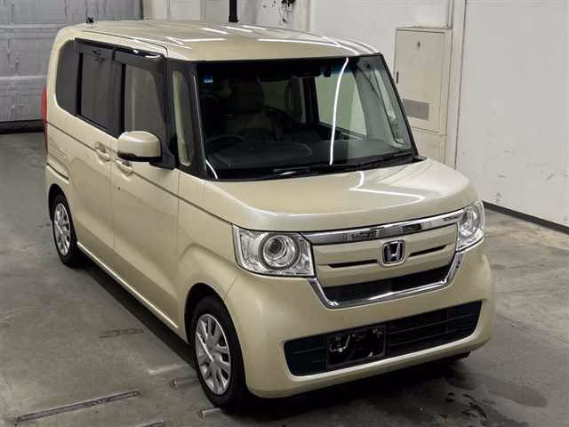 HONDA N-BOX