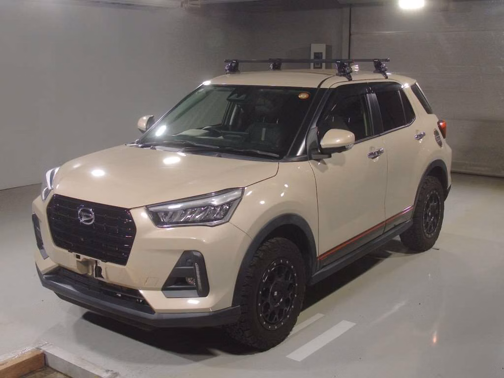 DAIHATSU ROCKY