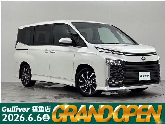 TOYOTA VOXY