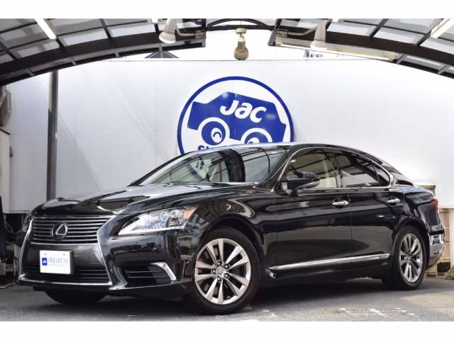LEXUS LS600H
