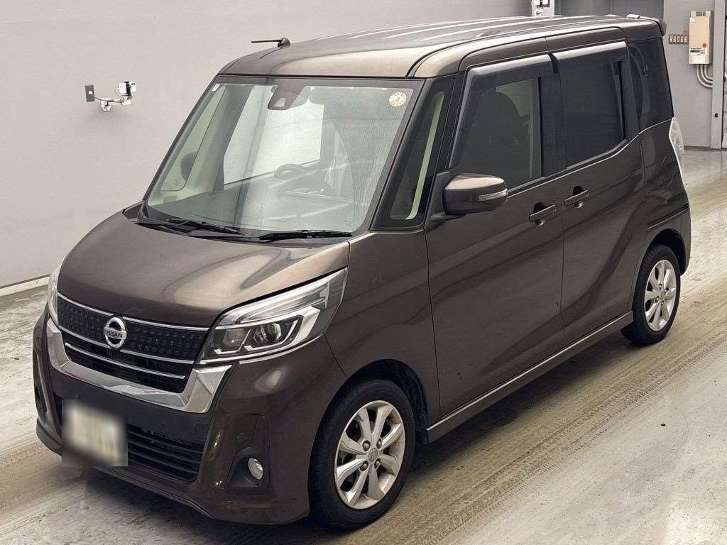 Nissan DAYZ Roox
