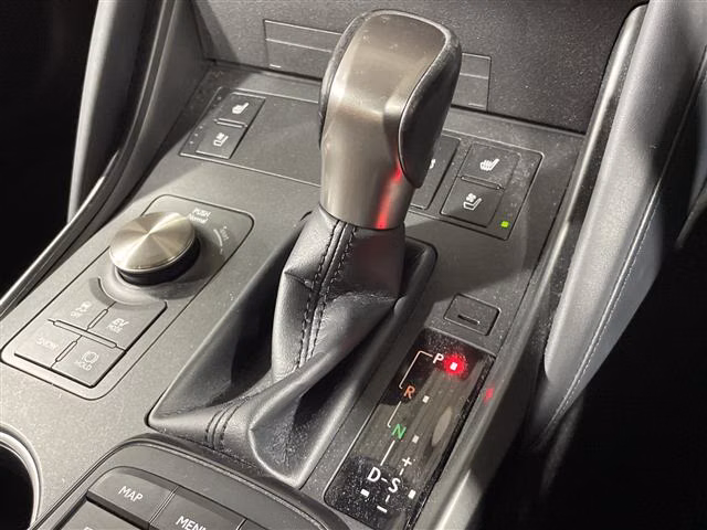 Lexus IS300h