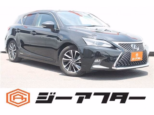 Lexus CT200h
