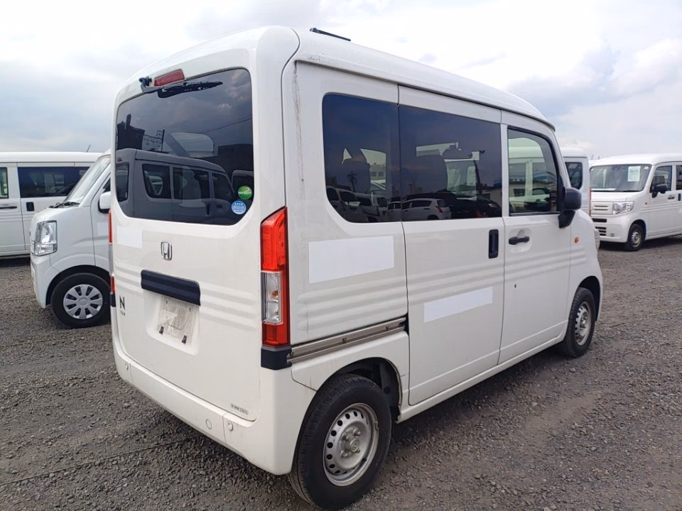 HONDA N-VAN