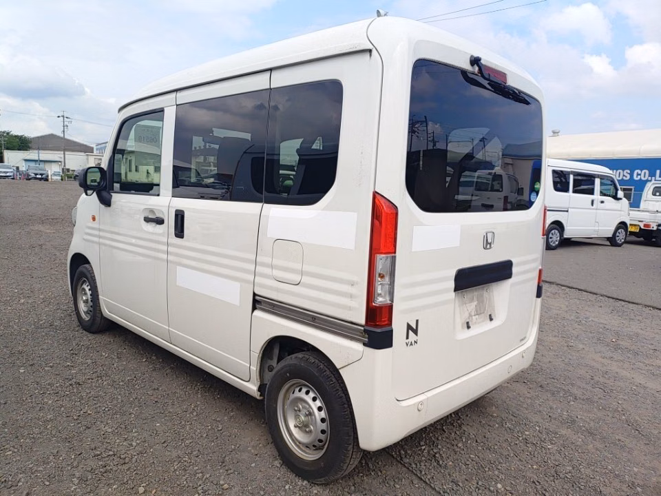 HONDA N-VAN