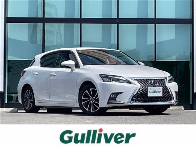 Lexus CT200h