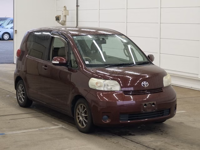TOYOTA PORTE