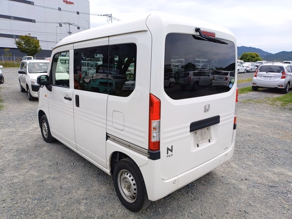 HONDA N-VAN