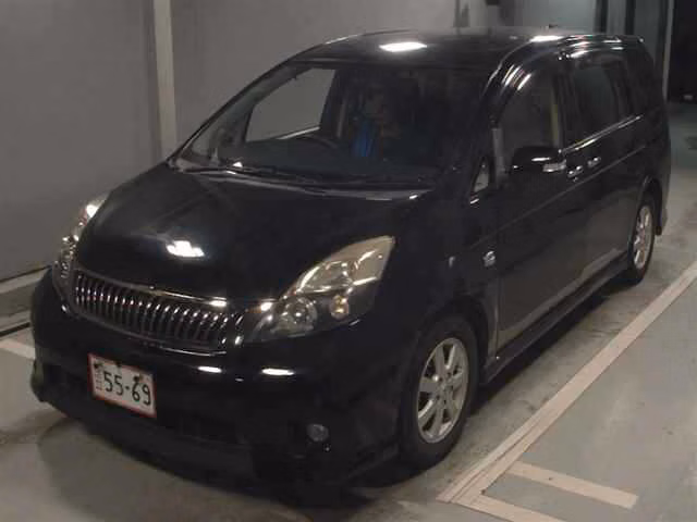TOYOTA ISIS