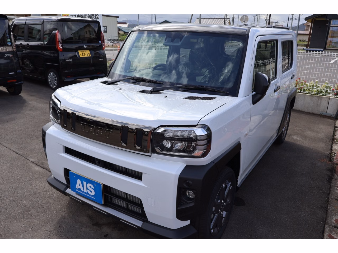 DAIHATSU TAFT