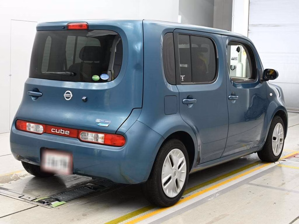 NISSAN CUBE