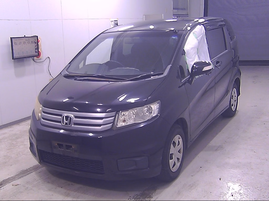 HONDA FREED SPIKE