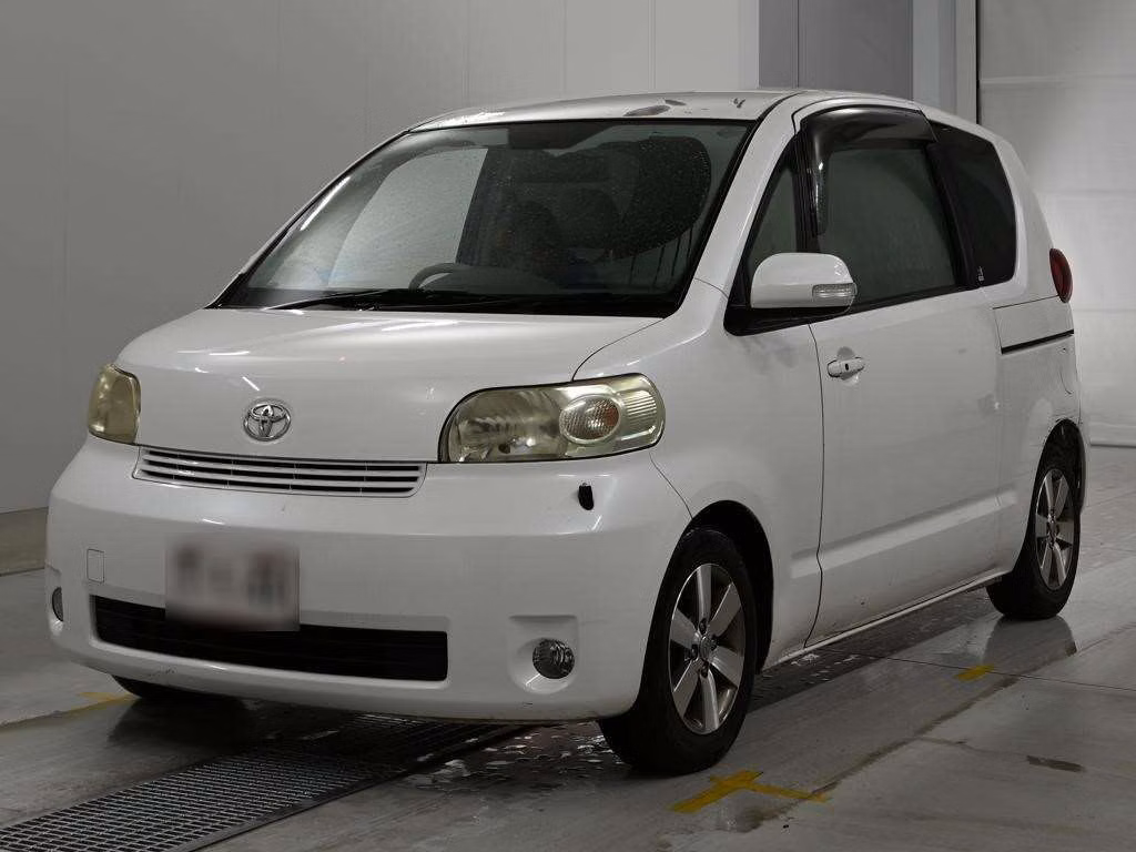 TOYOTA PORTE
