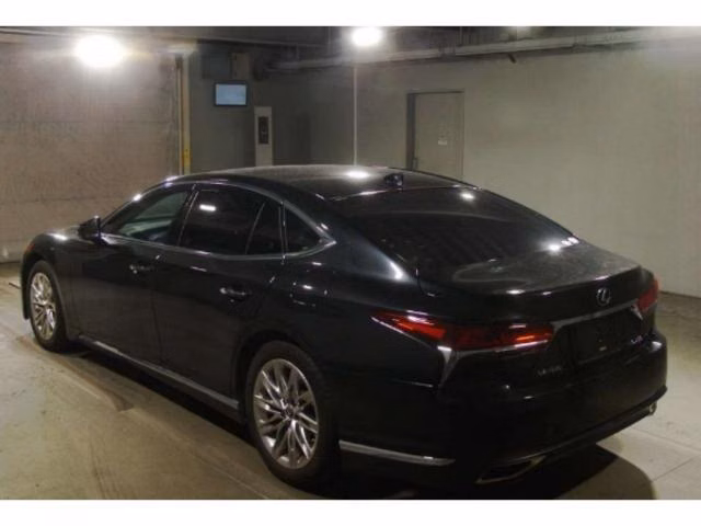 Lexus LS500